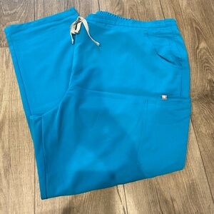 Teal figs pants- like new